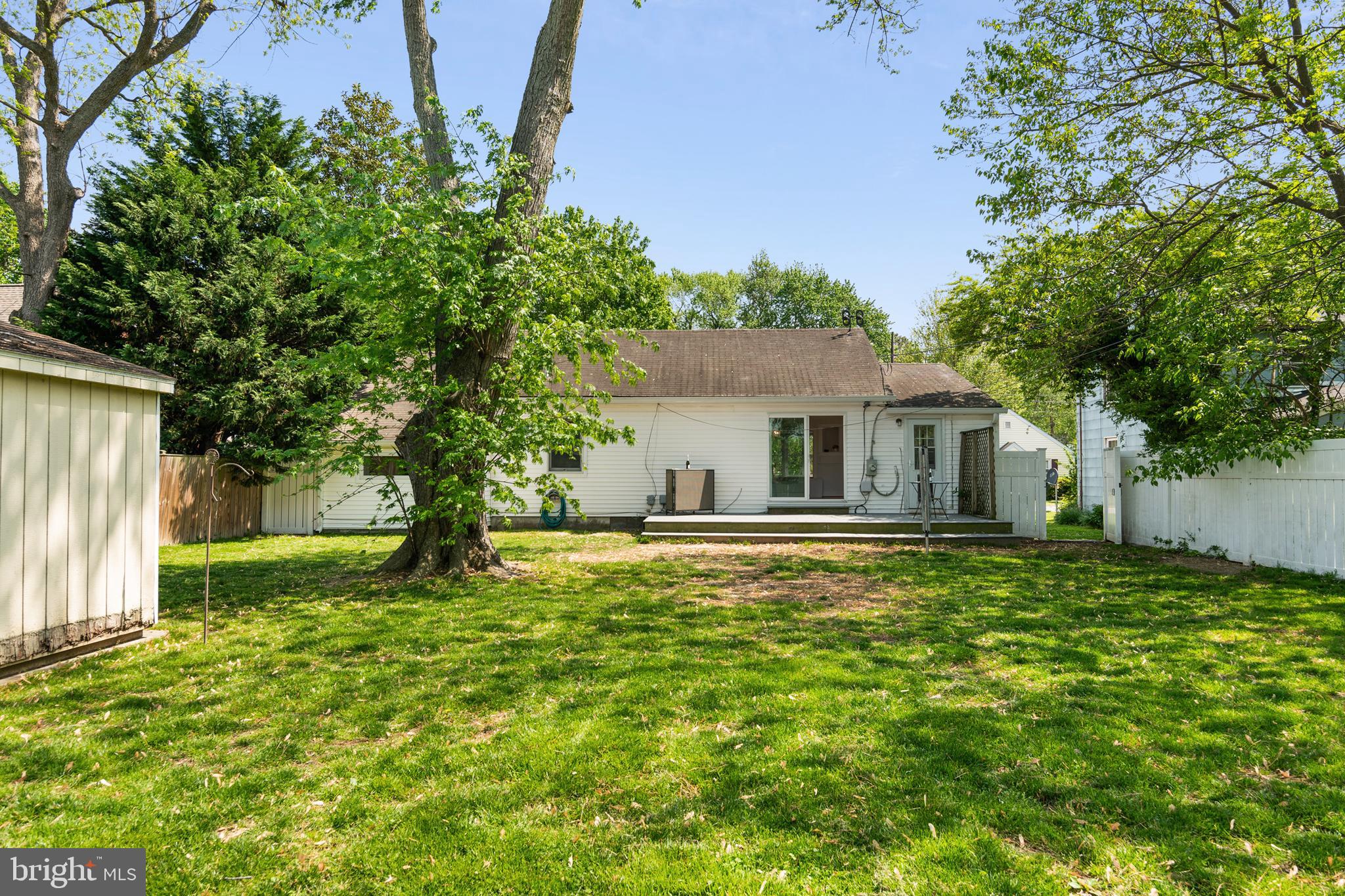 103 W MARENGO