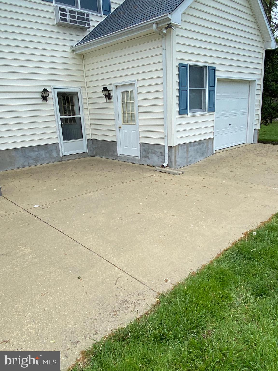 25686 EDGEVIEW ROAD