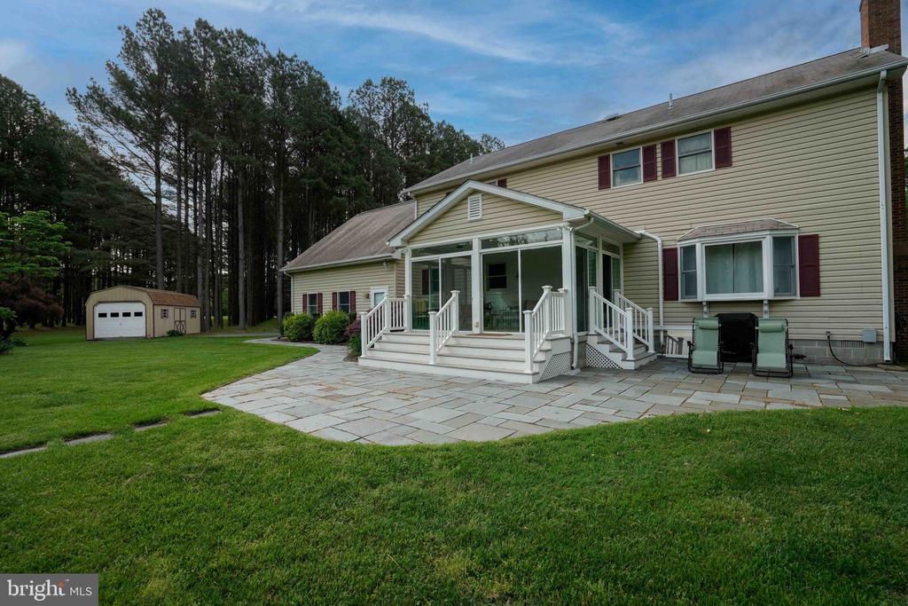 26337 ARCADIA SHORES CIRCLE