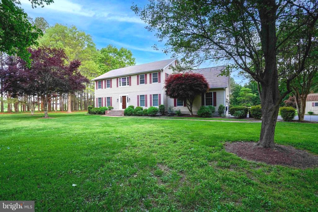 26337 ARCADIA SHORES CIRCLE