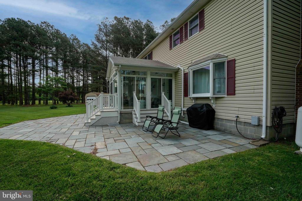 26337 ARCADIA SHORES CIRCLE