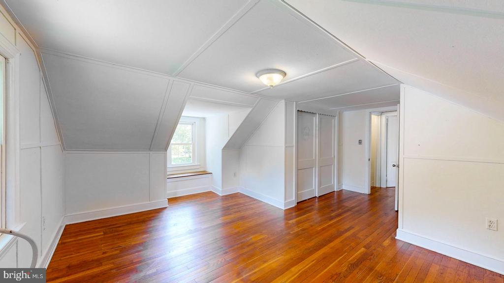 407 ARBOR PLACE
