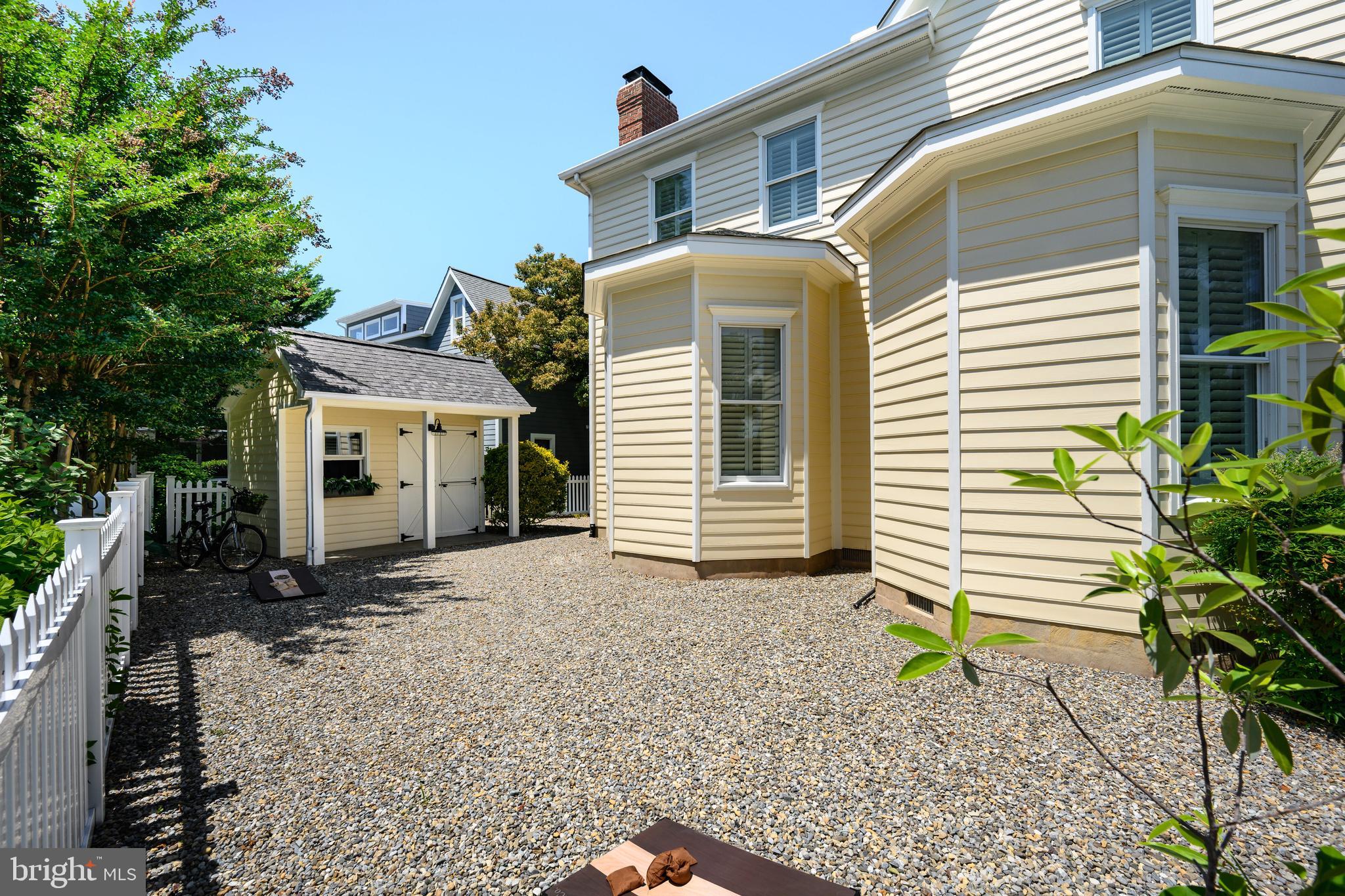 700 S MORRIS STREET
