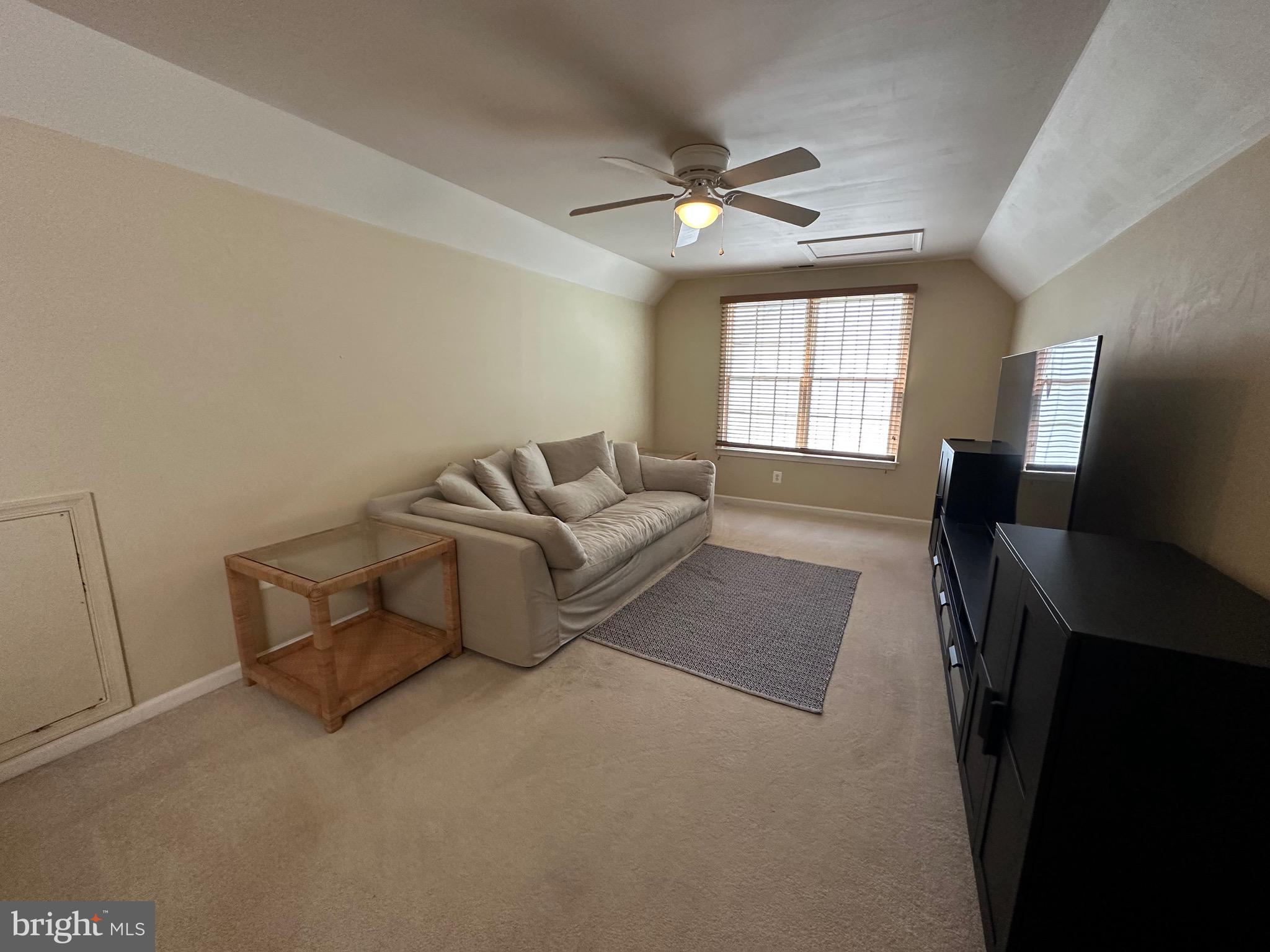 28405 PINEHURST CIRCLE