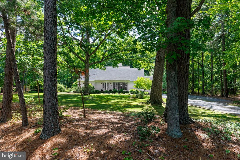 7592 TRED AVON CIRCLE