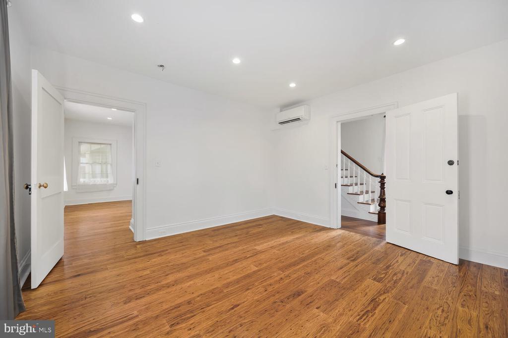 115 SOUTH STREET