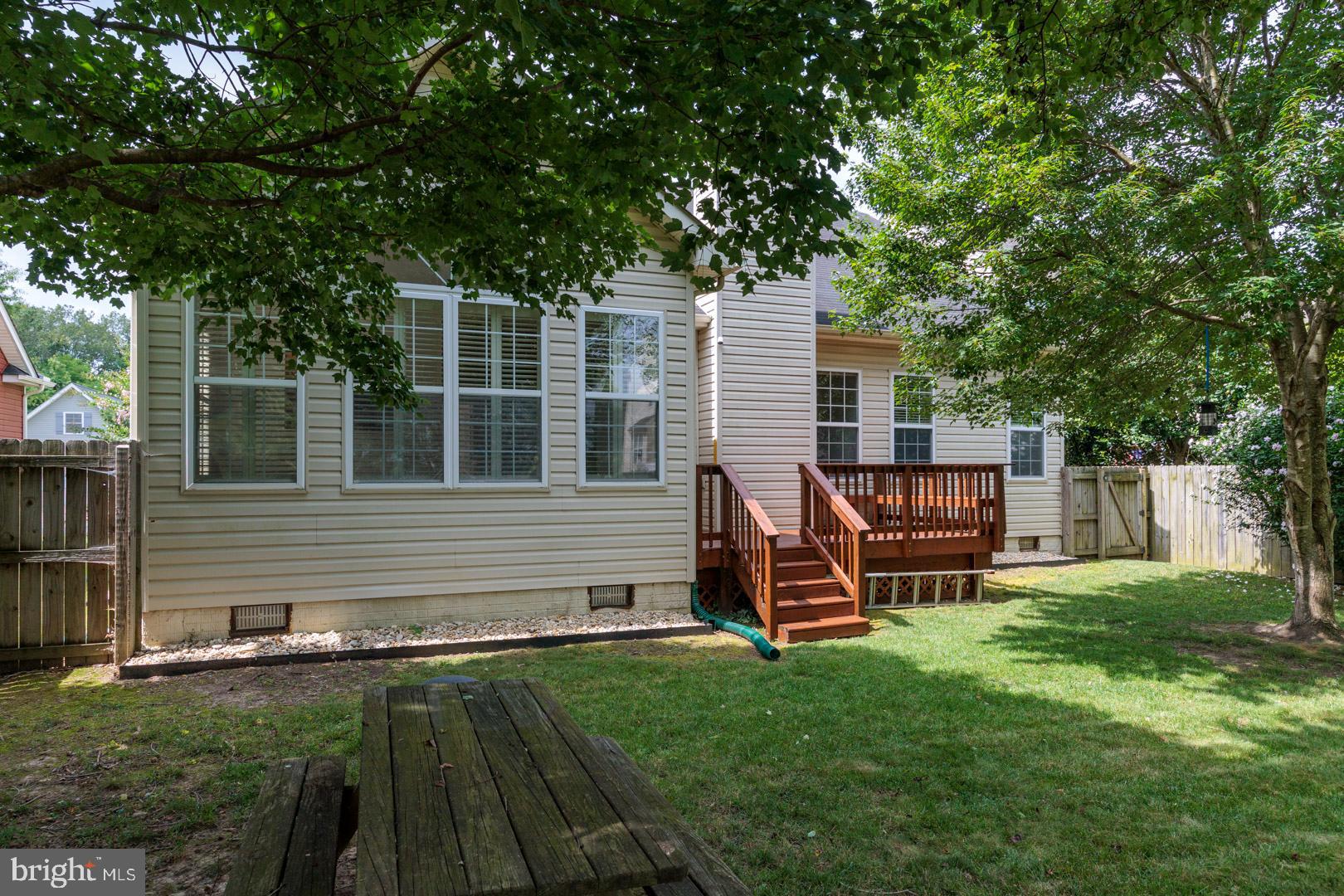 227 BETHUNE DRIVE
