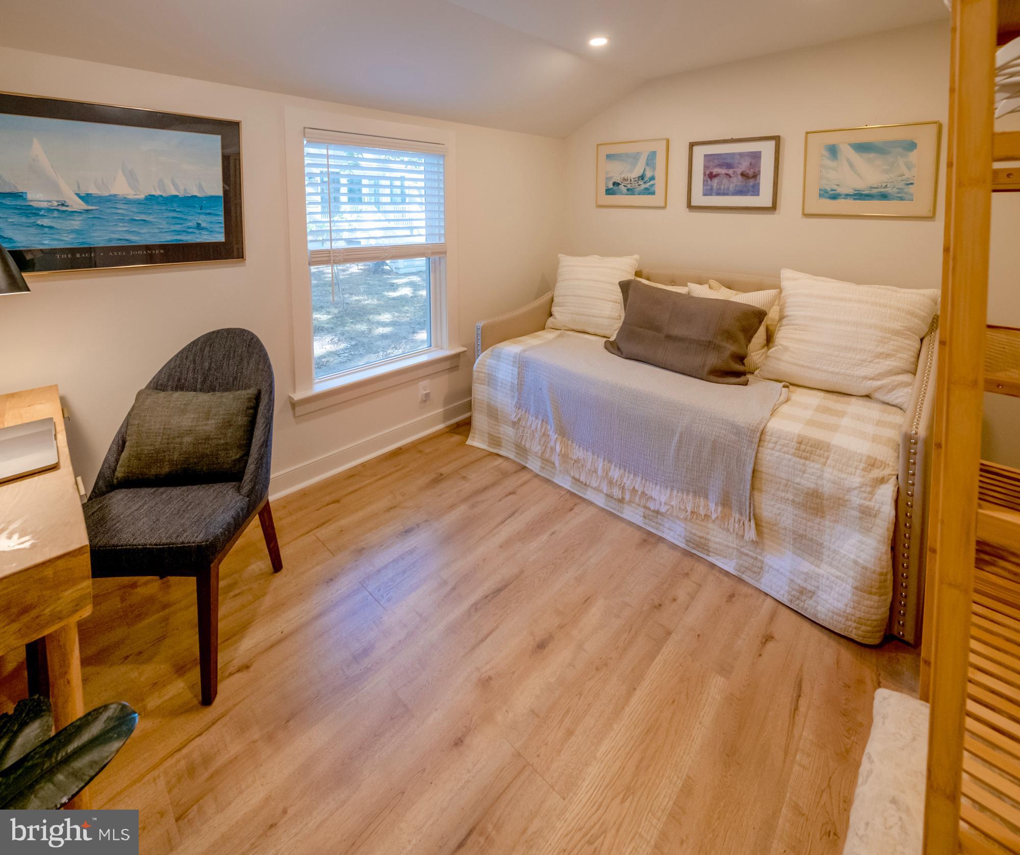 24312 OAKWOOD PARK