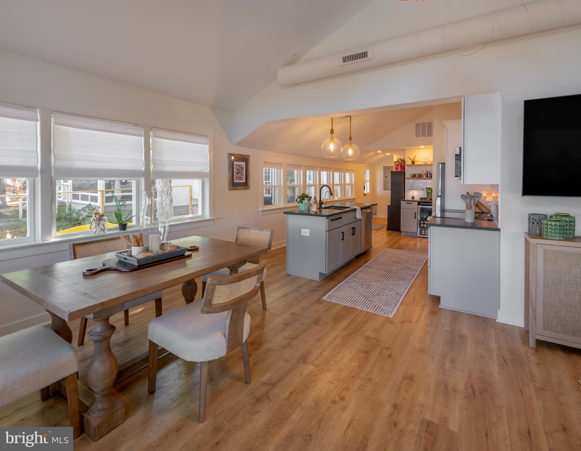 24312 OAKWOOD PARK