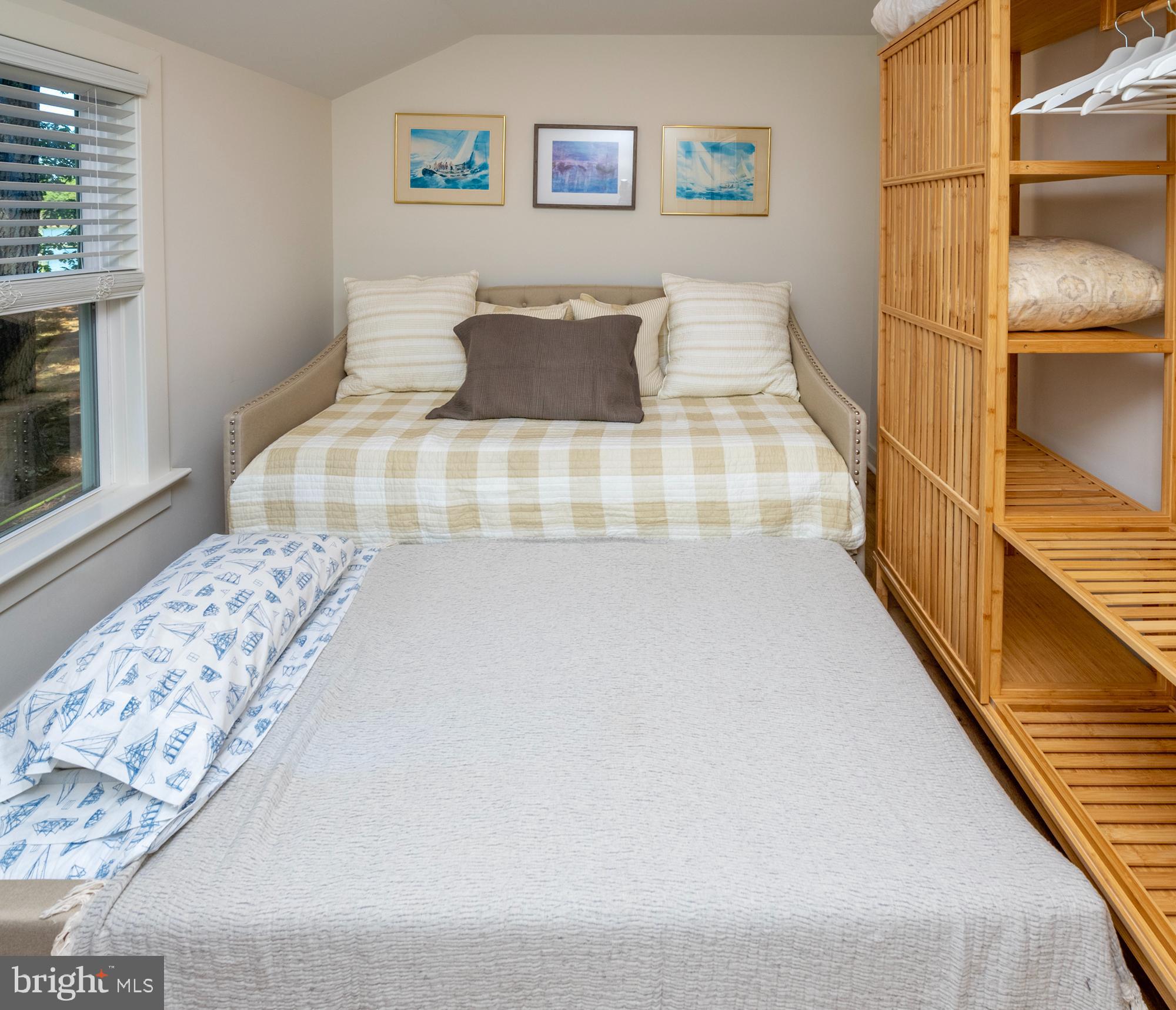 24312 OAKWOOD PARK