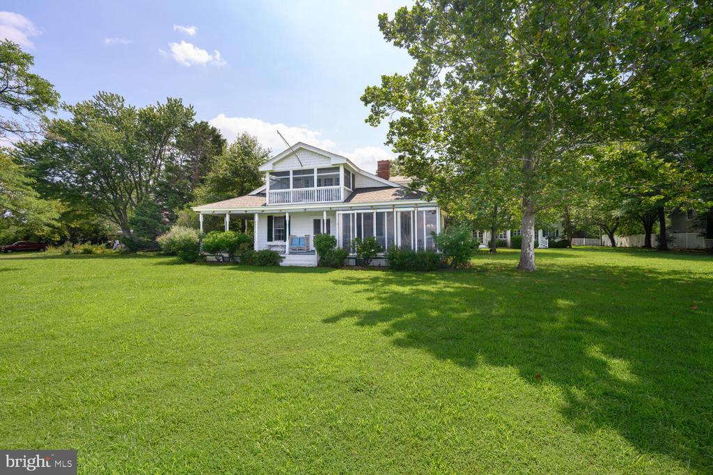 9998 WADES FARM LANE