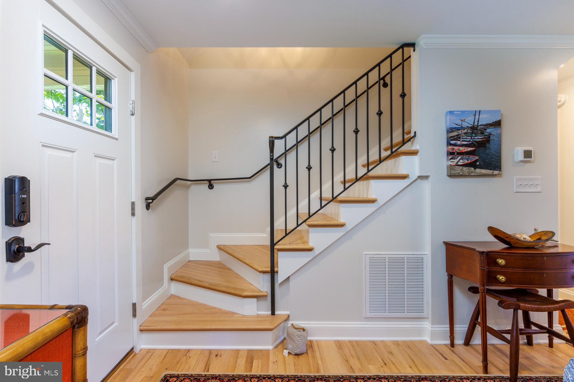 295 BAY STREET D 4