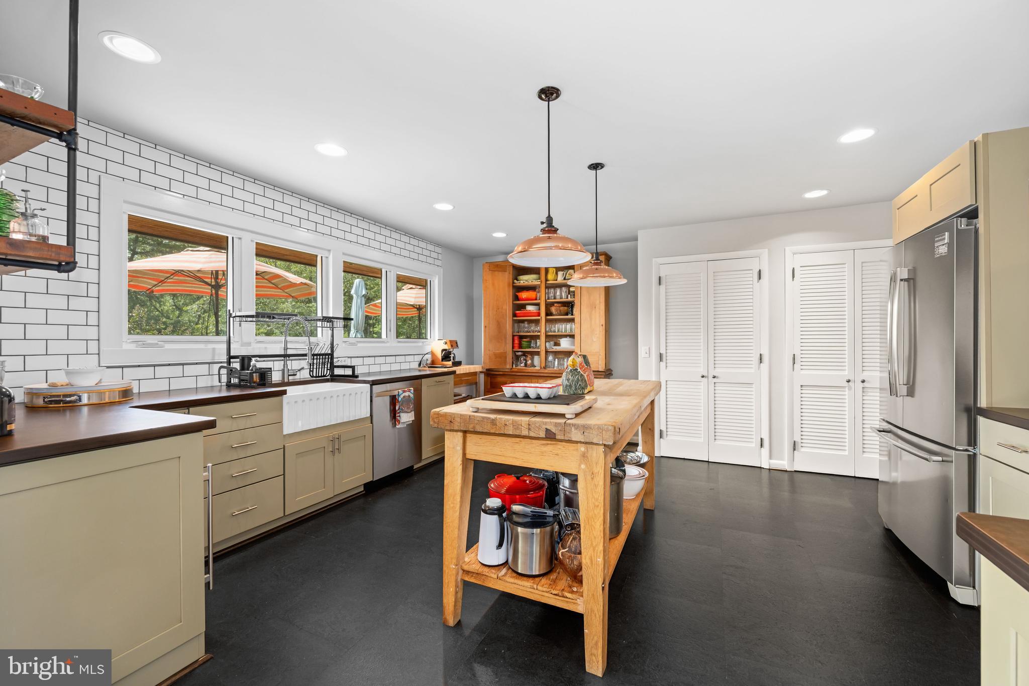 23869 NEW LAND DRIVE