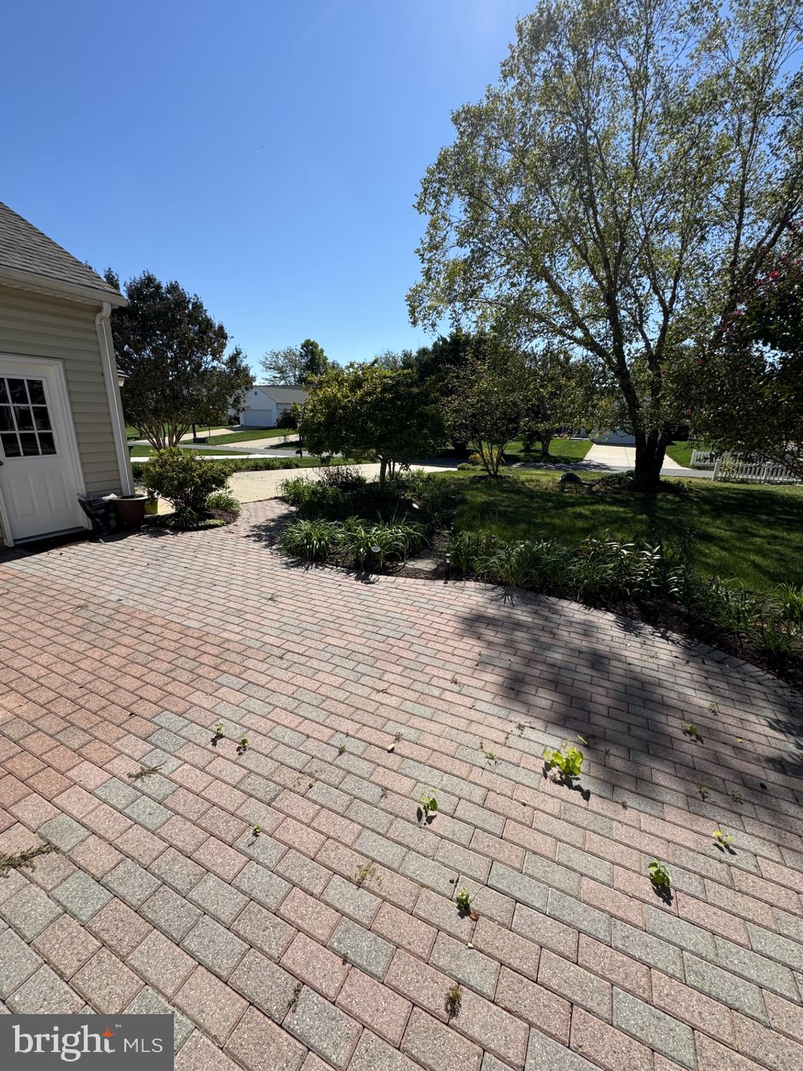 7482 JEFFREYS WAY