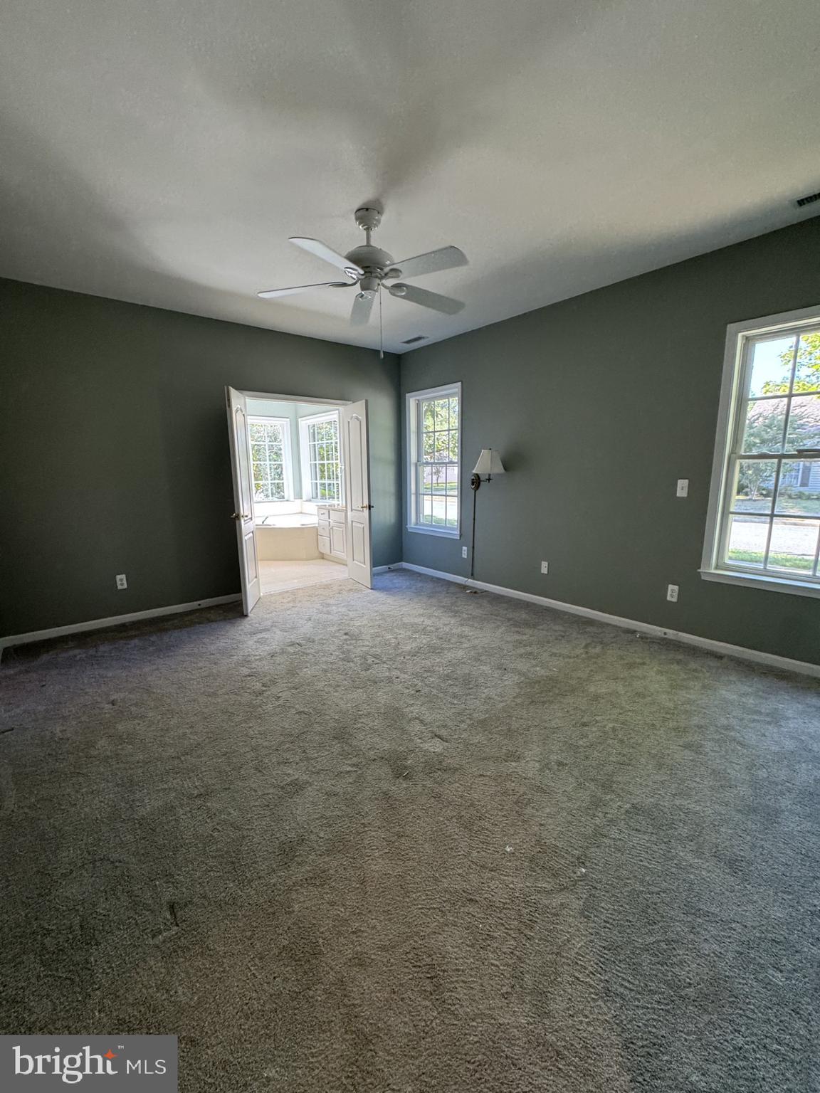 7482 JEFFREYS WAY