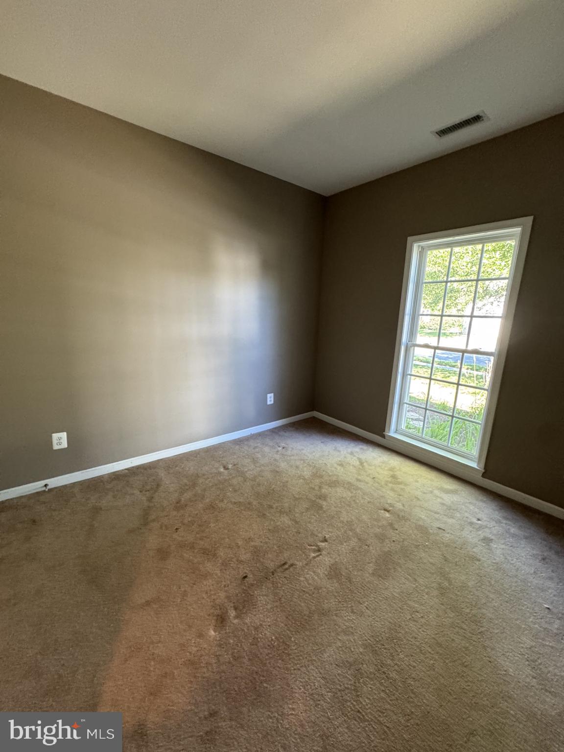 7482 JEFFREYS WAY