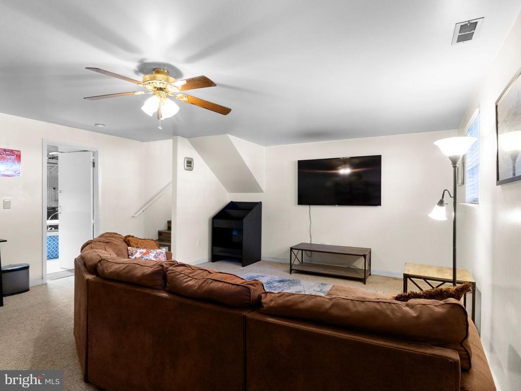 29400 GOLTON DRIVE
