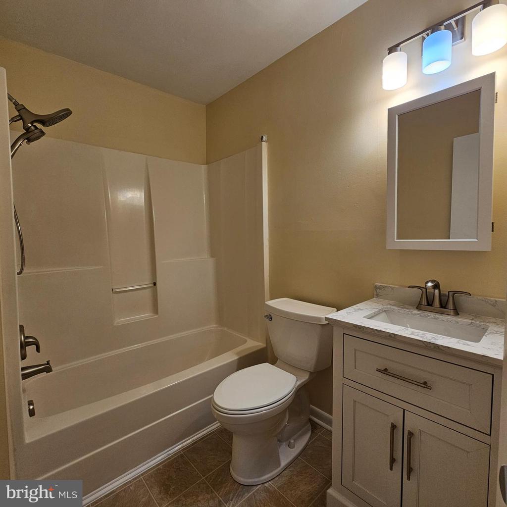 29595 DUTCHMANS LANE Unit: 602