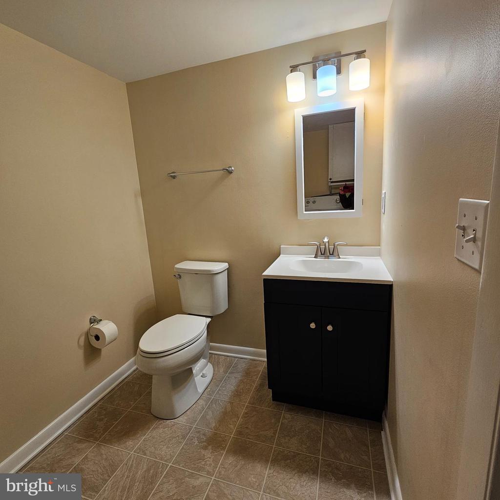 29595 DUTCHMANS LANE Unit: 602