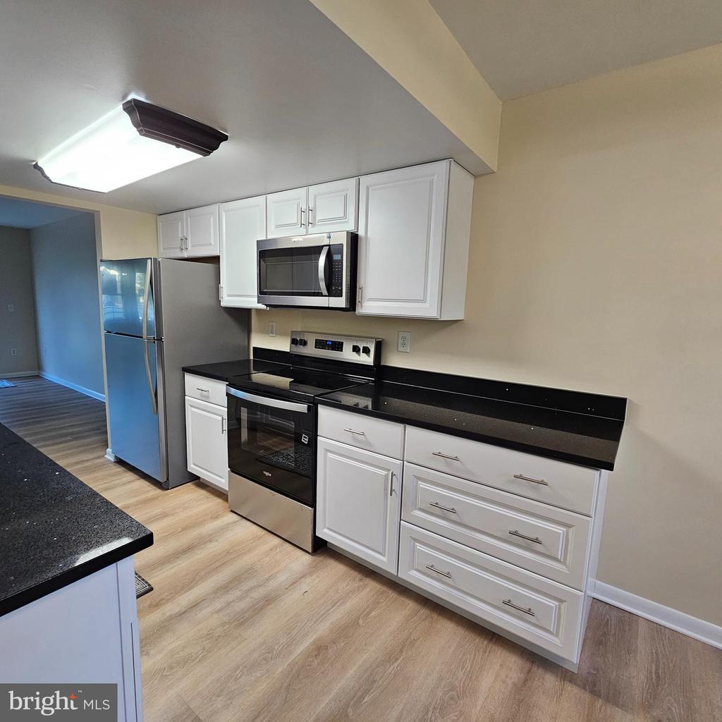 29595 DUTCHMANS LANE Unit: 602