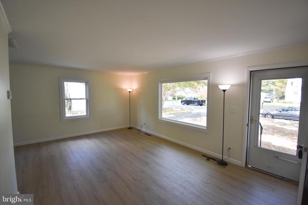 106 SYCAMORE AVENUE