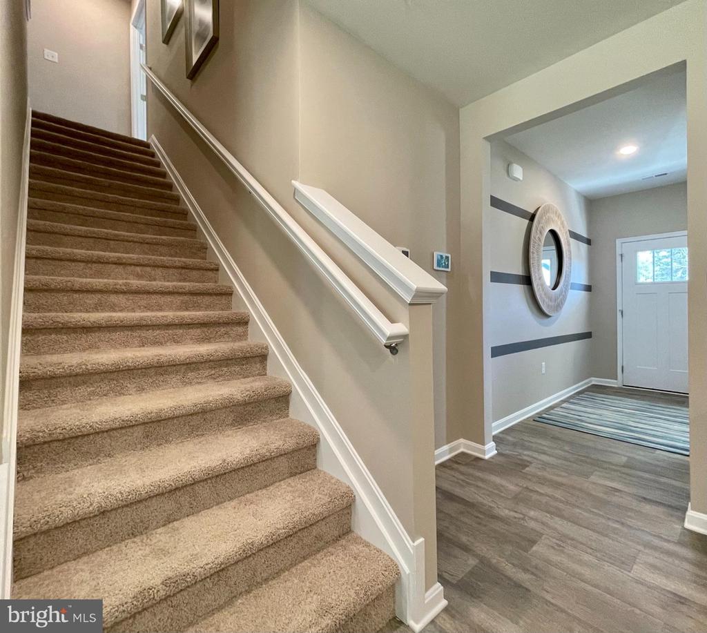 8743 HARPER WAY