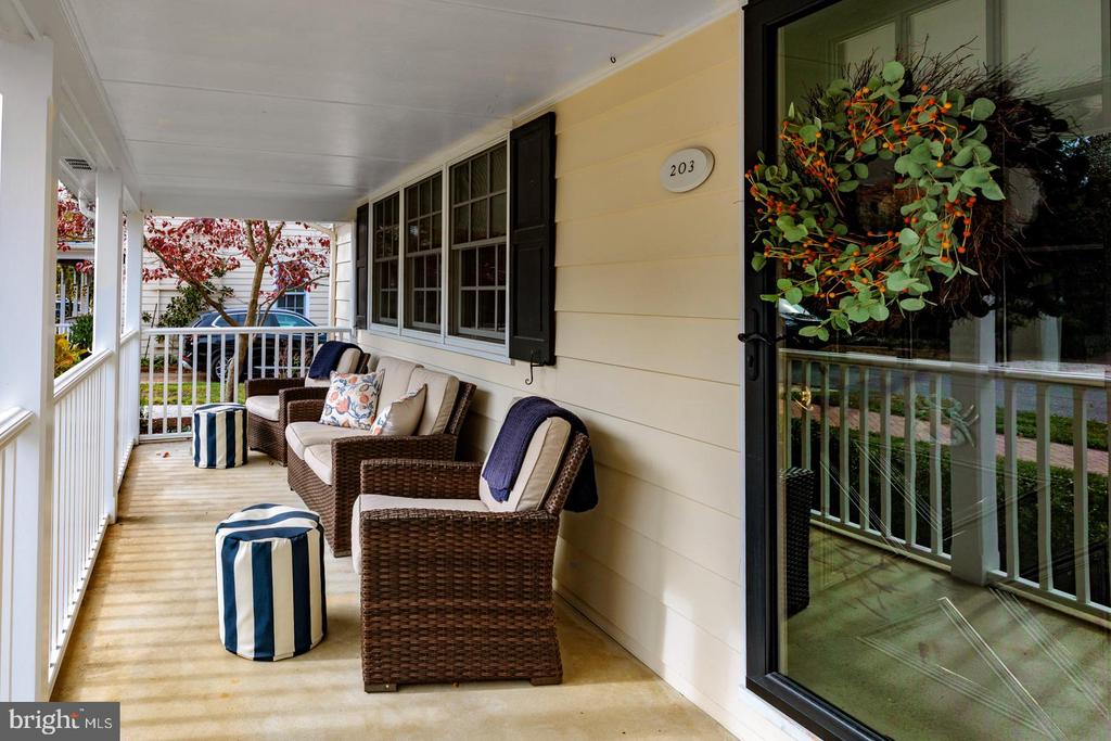 203 MULBERRY