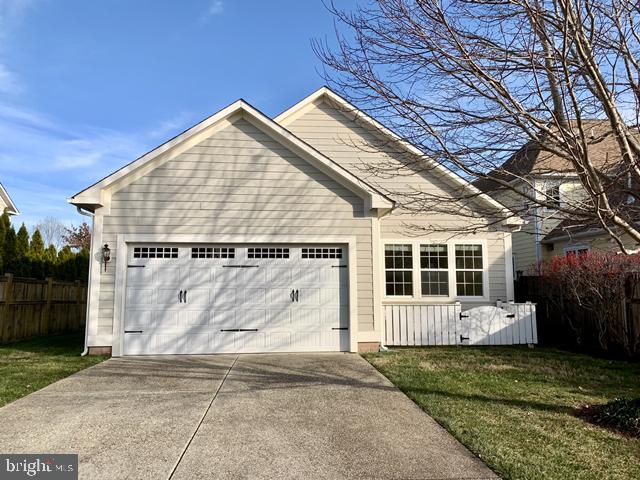 8014 EASTON VILLAGE DRIVE