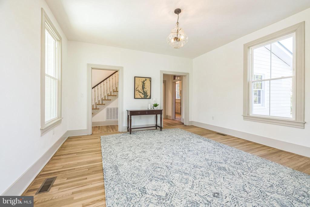 3860 MAIN STREET