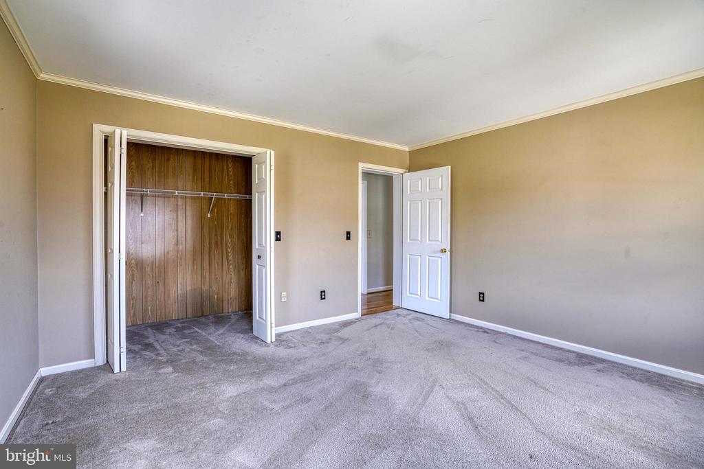 200 SPRING DRIVE