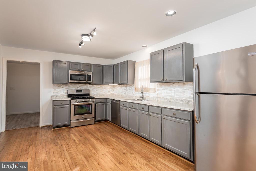 8460 COLONY CIRCLE
