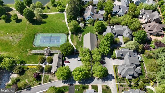 7015 CHESTON WAY
