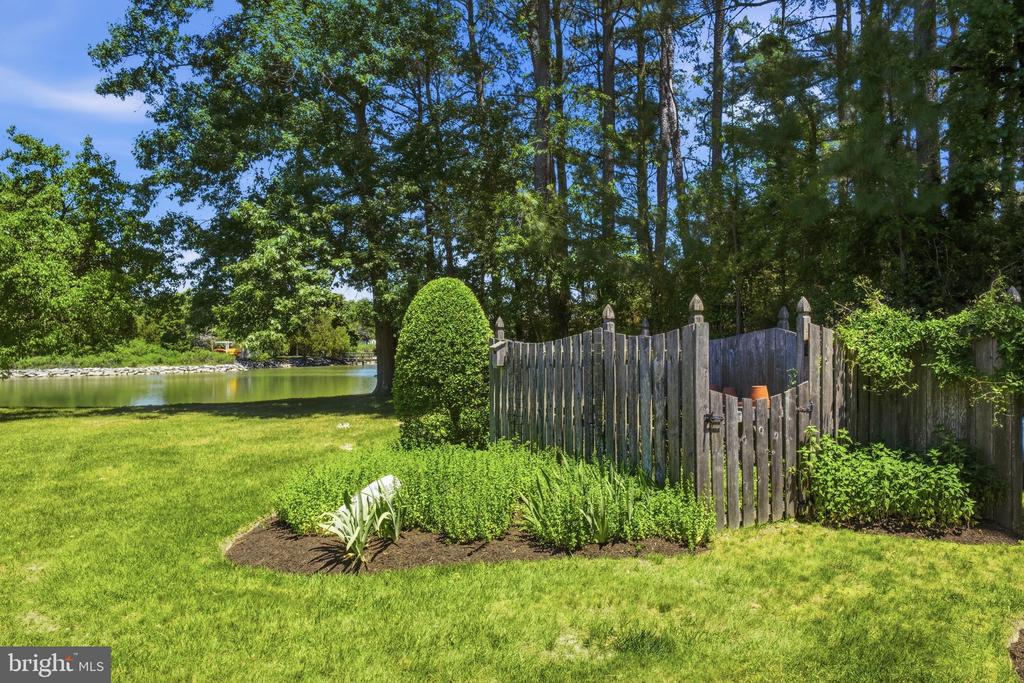 26226 LANGS LANDING ROAD