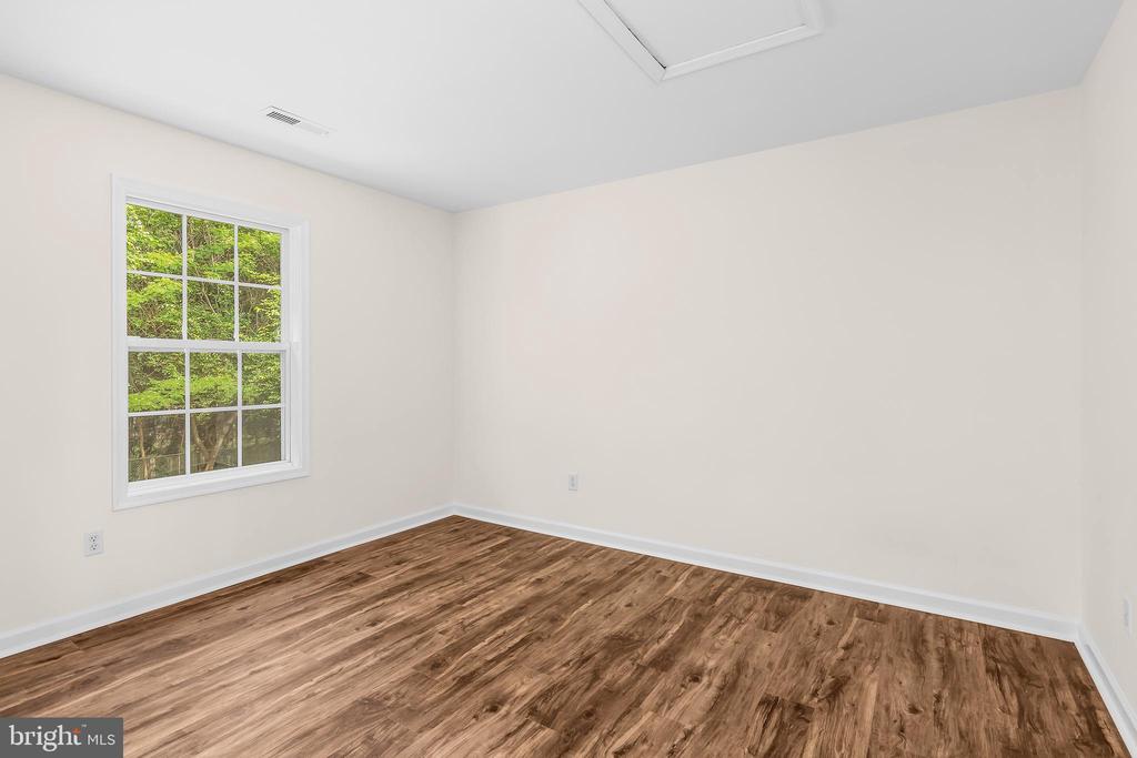 3818 MARVEL DRIVE
