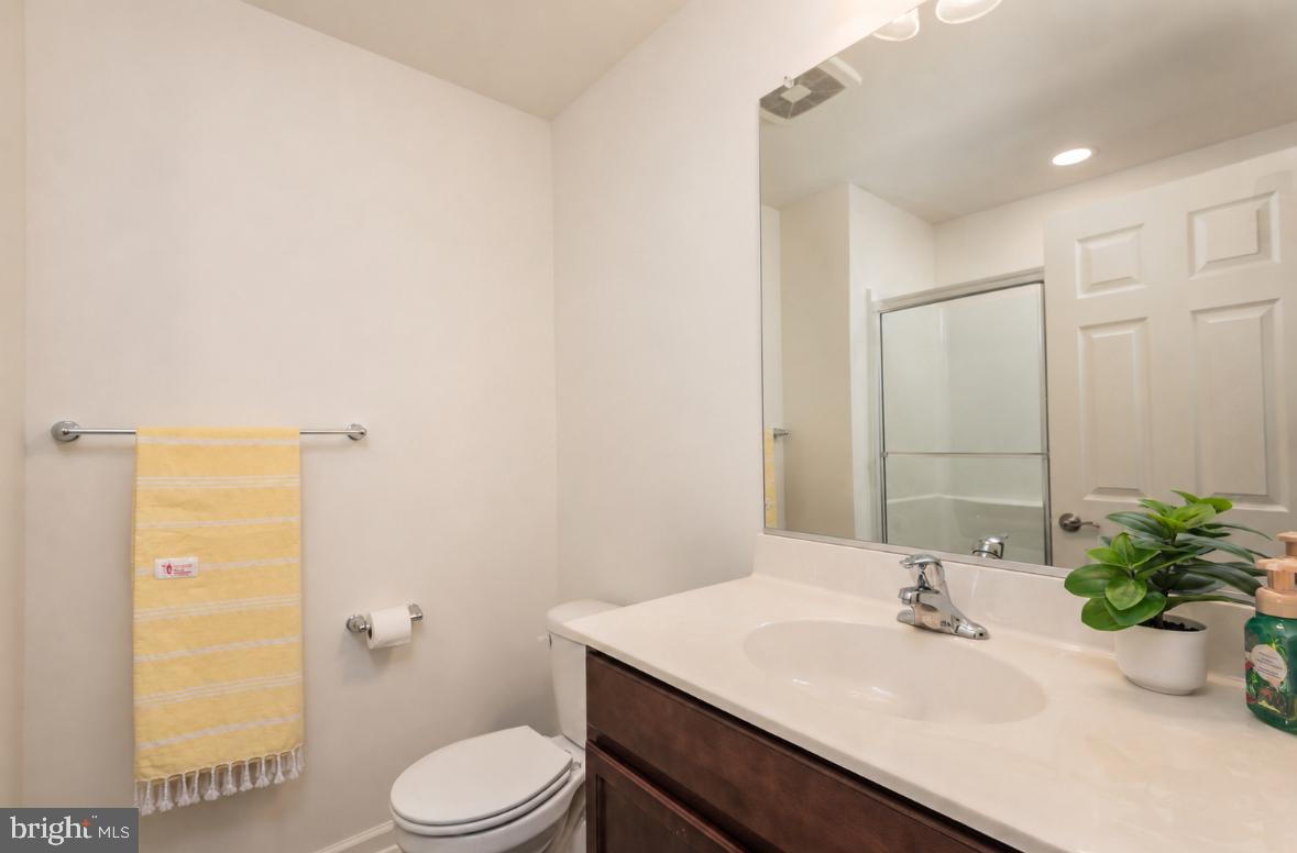 408 CROWBERRY CIRCLE