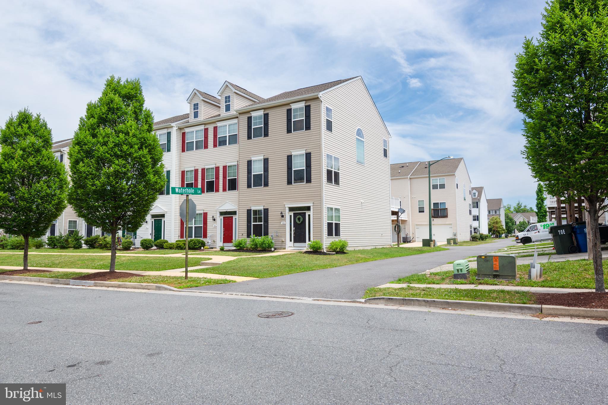 408 CROWBERRY CIRCLE