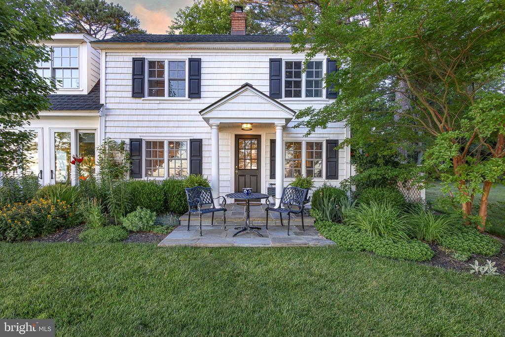 24878 W FERRY NECK ROAD