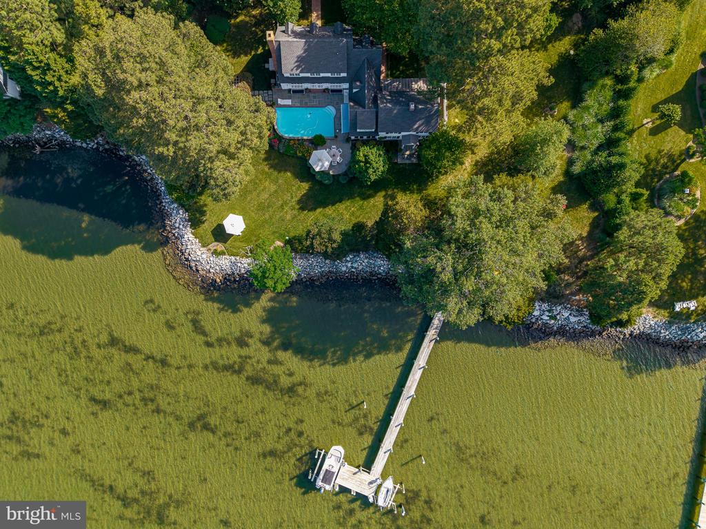 24878 W FERRY NECK ROAD