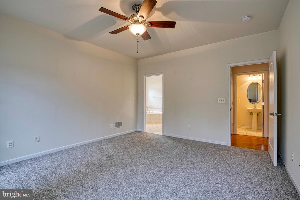 29881 PEIRCE WAY