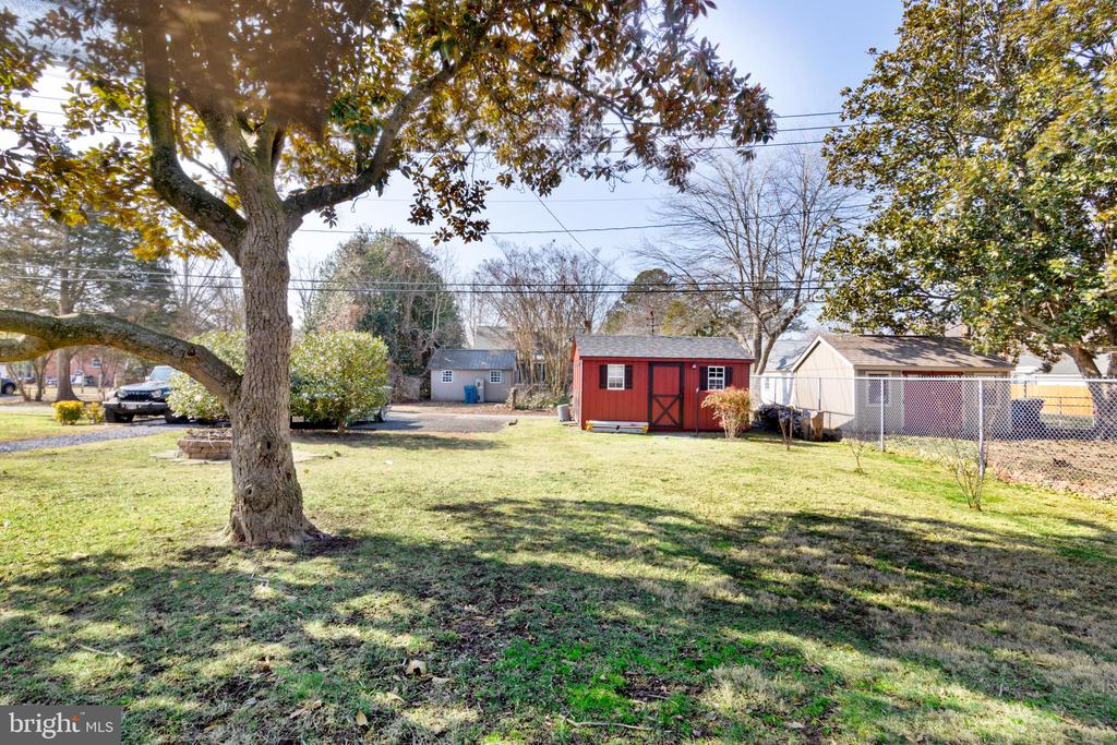 429 S WASHINGTON STREET Unit: APARTMENT B