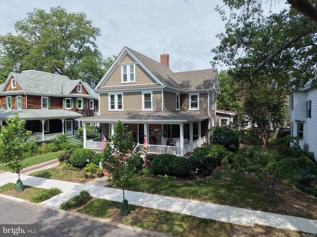 9 BROOKLETTS AVENUE
