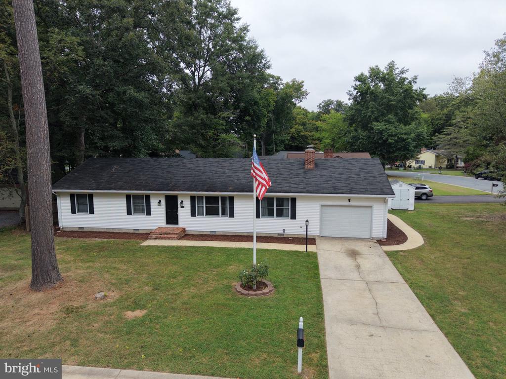 7102 DOGWOOD TERRACE