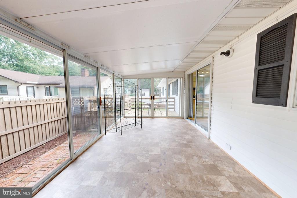 7102 DOGWOOD TERRACE
