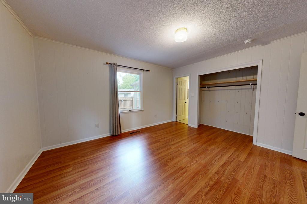 7102 DOGWOOD TERRACE