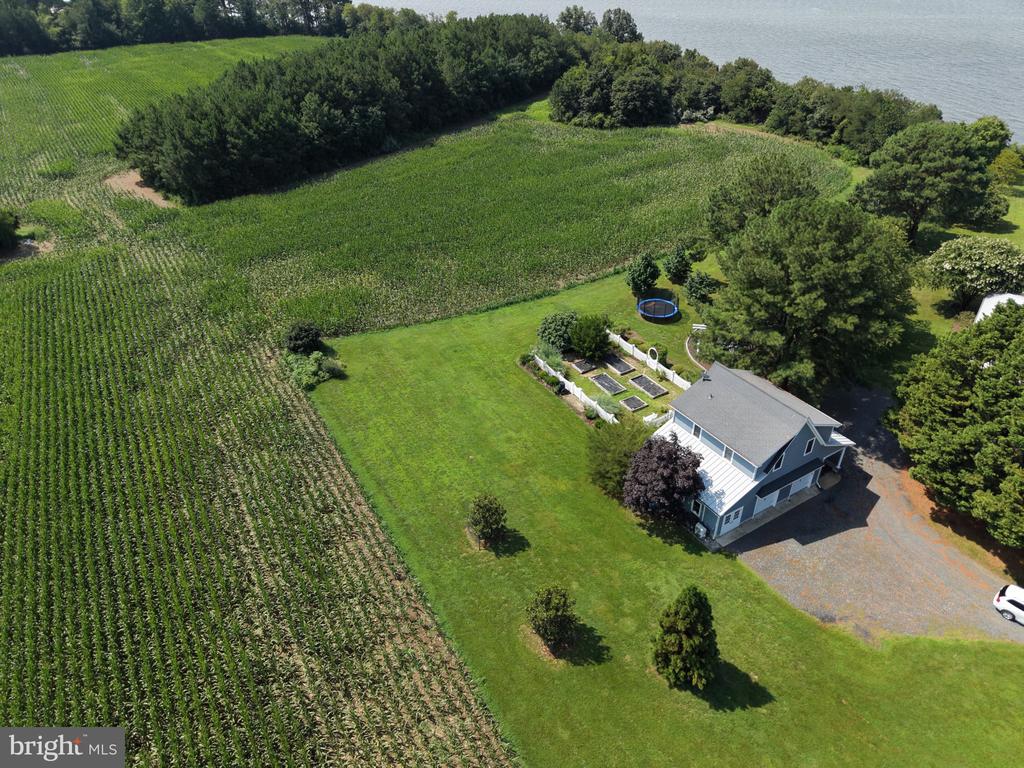 7116 PEA NECK ROAD