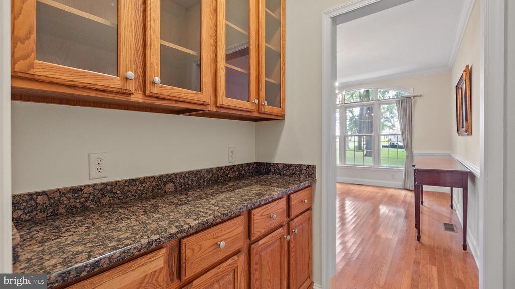 3305 BLUE HERON WAY