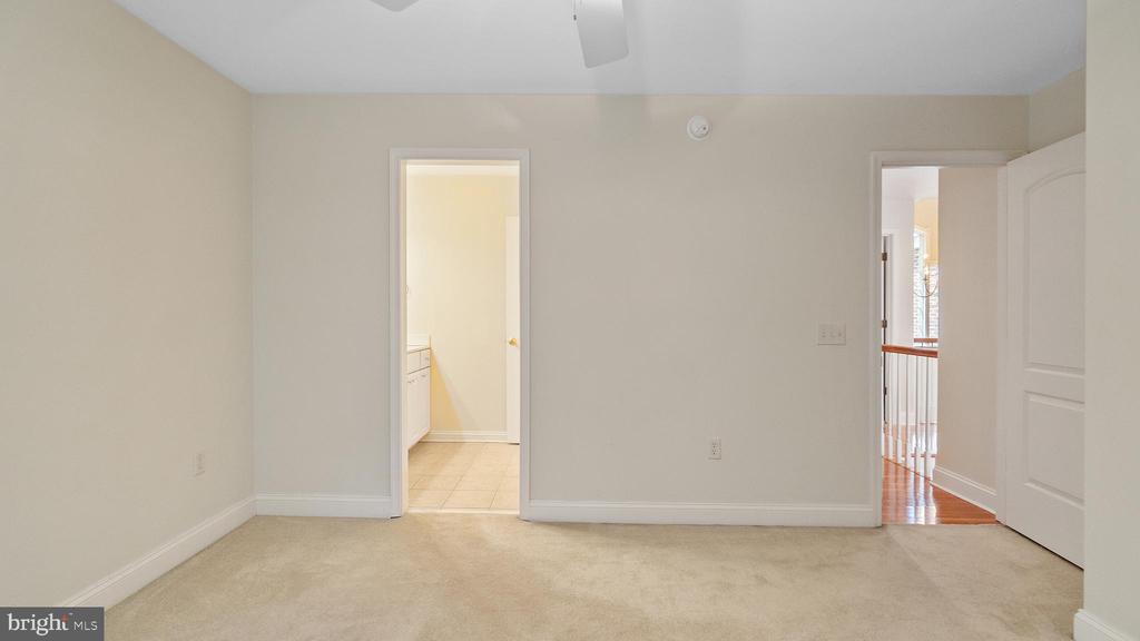 3305 BLUE HERON WAY