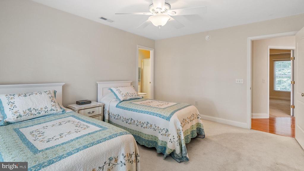3305 BLUE HERON WAY