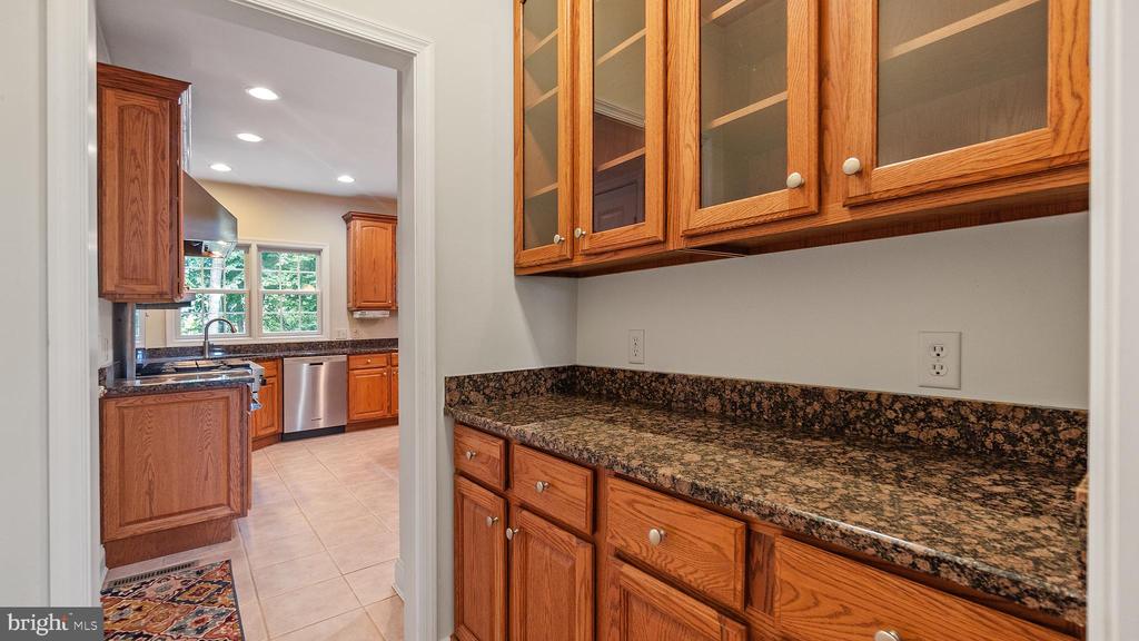 3305 BLUE HERON WAY