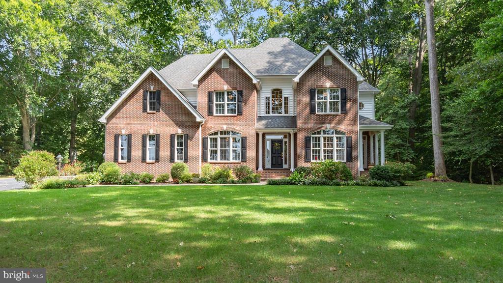 3305 BLUE HERON WAY